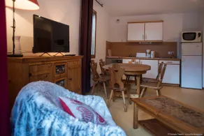 VAUJANYLOCATIONS - Chalet De Marie - Image 2