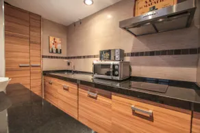 Cosy flat close to city and mountains - Image 2