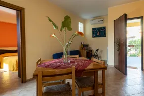 Quiet Countryside House with Patio - Image 4