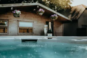 The Little Lodge is a cosy luxury hideaway.. - Image 2