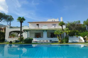 Villa Luisa, Luxury villa with private pool garden - Image 3