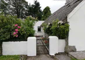 The Thatched Cottage - Image 3