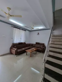 Modern & Homely Entire 3 bedroom villa. - Image 2
