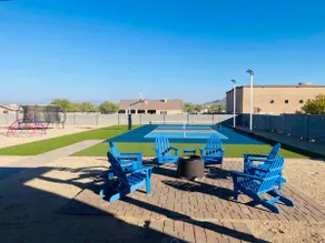 *New Phoenix Guesthouse with Pickleball/Pool* - Image 4
