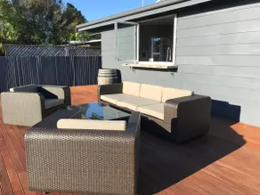 Warm and cosy and well equipped on McGrath - Image 4
