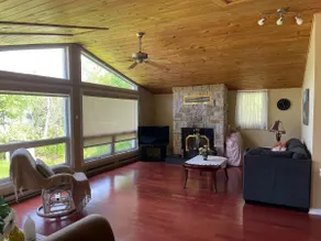 Sunset Dreams/ Chalet Bord De L'eau/Foyer/WiFi/ - Image 3