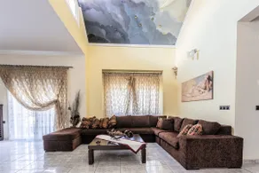 VIP Villa Valous Jacuzzi, BBQ and Garden - Image 2