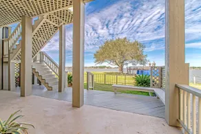 Stunning Waterfront View Fully Renovated! Elevator - Image 3