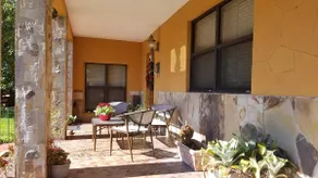 Beautiful Home/OFC: Self Check-in, FR WiFi & PKG! - Image 2