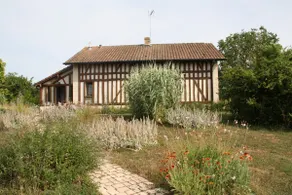 Quiet and charming house - Image 2