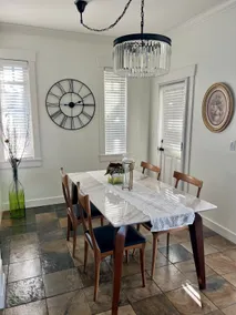 Super Cozy 5 Bedroom Entire House in Ladner - Image 5