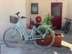 In the Springs valley, small apartment & two bikes - Image 2