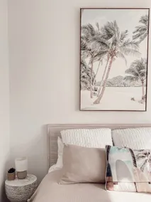 Coastal Luxury - Executive Harbor Apartment - Image 3
