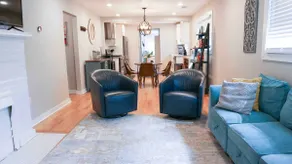 Lovely Furnished Westside Home with amenities - Image 3