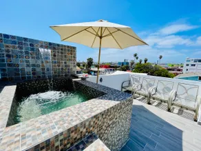 Ocean Views & Rooftop Bliss with dipping pool! - Image 2