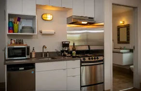 The 'Captain's Suite' at Sea Star Lofts -- On the Waterfront! - Image 2
