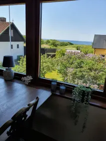 Beach and downtown 3-room apartment with sea view in Varberg - Image 3