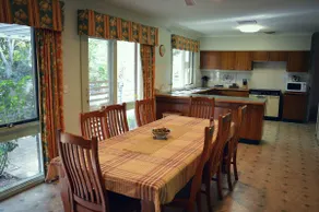 Clarence House, Bright - Image 4