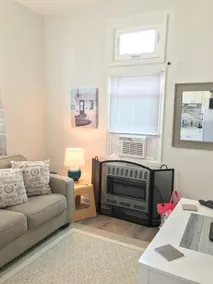 N. W. Cottage A at the Beach (Renovated June 2021) - Image 2