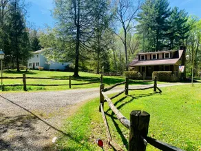 The Cottage At Ligonier Woodsy Cabin With Rec Blg - Image 4