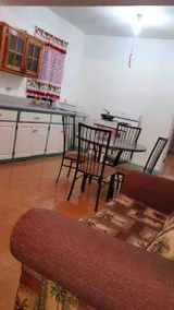 Entire 1 bedroom apartment with free WiFi - Image 5