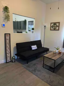 Newly remodeled 5 bedroom home in town, sleep 10. - Image 3
