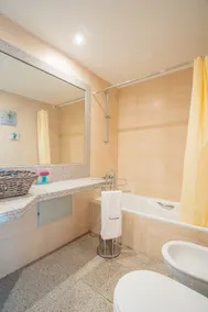 FLH Funchal Modern Apartment with Pool - Image 3