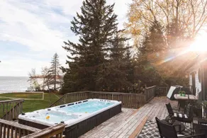 Lakefront 3 Bedroom House/Cottage Sanctuary - Image 2