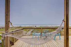 FRONT ROW SEATS TO THE GULF OF Mexico! There's No Better View  TOTAL RENOVATION - Image 4