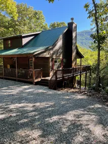 Little Bear Cove in the Enchanted Valley of Young Harris Ga - Image 4