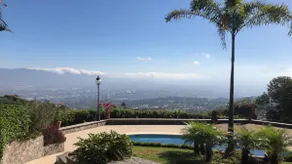 Amazing City Views Guest house in Escazú - Image 3