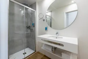 1-bedroom apartment - Image 2