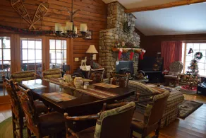 Large log cabin in the heart of the Adirondacks - Image 3
