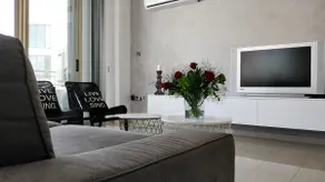 Elegant 2BR apt SuperClean, in the heart of Paphos - Image 2
