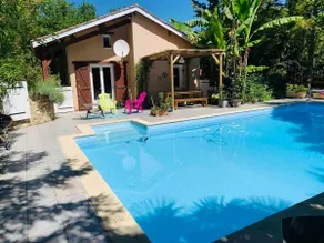 Quiet cottage with 100% private pool - Image 2