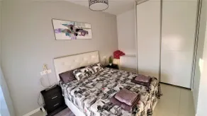 Penthouse Avec Solarium Privé à 250m de la Plage - Image 5