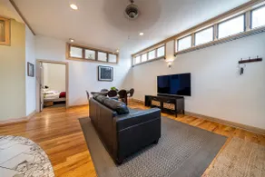Mitra Guest House - Image 4