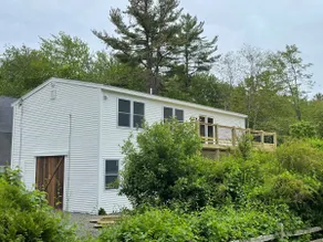 New Custom Home, 3 BD, 2 BA - 5 min walk to Beach - Image 2