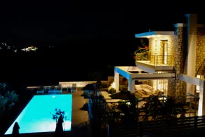 Kokinogremos Villa - Image 3