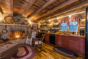 Southern Comfort | Fireplace • Hot Tub • Game Room - Image 2