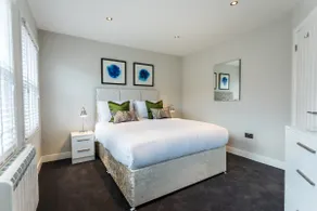 Oakley Suite - Luxury Serviced Flat in Old Town with parking - Image 4