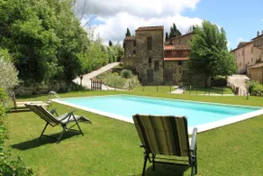 Idyllic Tuscan Hideaway with Pool and spa - Image 2