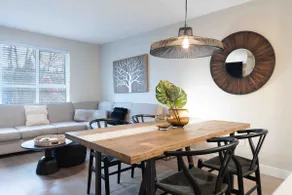 Stylish condo I Village Stroll I Parking I Hot Tub - Image 2