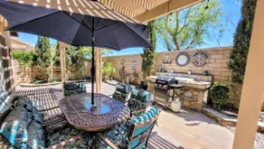 Country Club, Cozy Home with Community Pool - Image 3