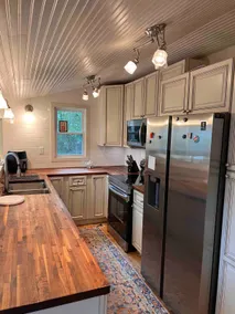 Charming Cottage Minutes from Campus & Bike Path - Image 2