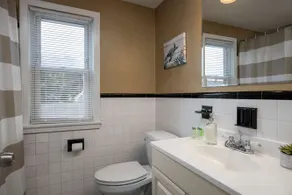 South Buf Retreat: Homey 1BR by Olmsted Park - Image 5