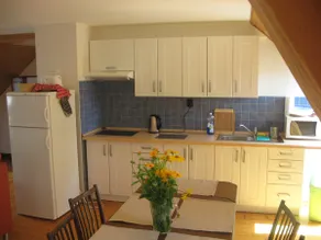 Private house, fully equipped, safe parking - Image 5
