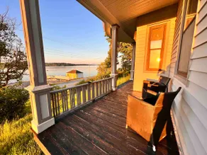 Mahone Bay Ocean View 4BR Heritage House + Yard - Image 4