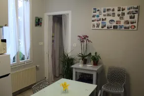 quiet house with flowery courtyard - Image 5