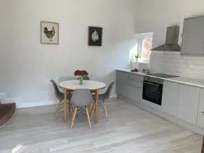 Light & Airy Vaulted Barn Conversion with a View - Image 3